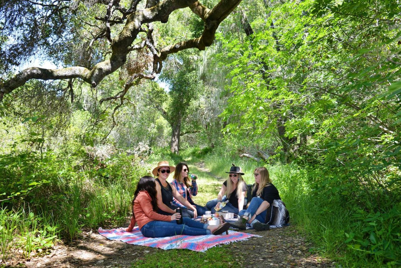 The Camp At Carmel Valley Extérieur photo